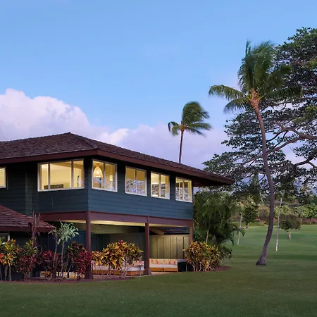 Royal Lahaina Resort & Bungalows-3